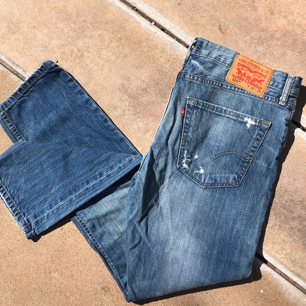 VINTAGE 522 Levi’s ripped jeans